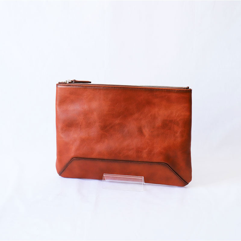 高品質な本革サコッシュ